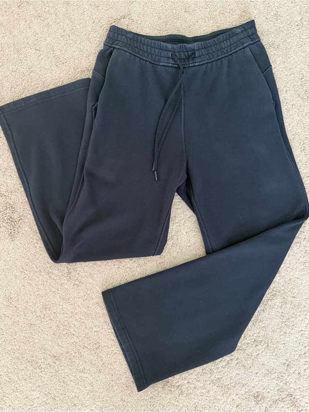 Lululemon Loungeful Straight Leg Sweatpants Black Size 8